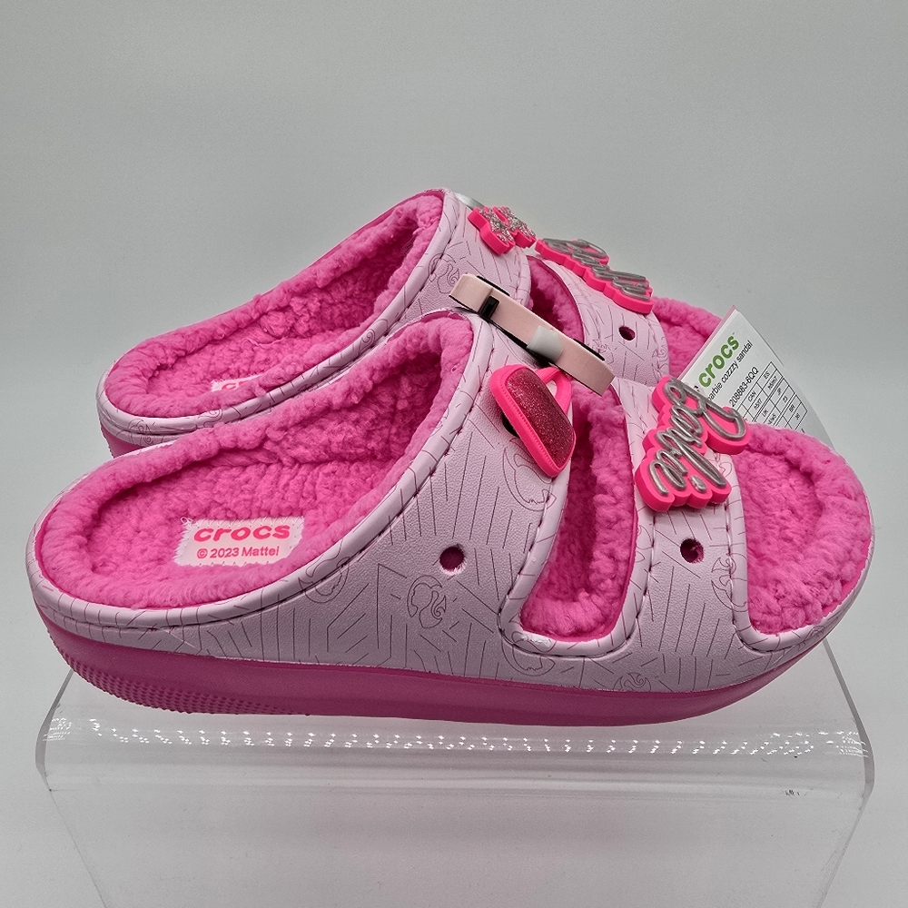 NWT Crocs Barbie Cozzzy Sandals USW7 M5 Hot Pink Jibbetz Charms Fleece Lined - Picture 2 of 6